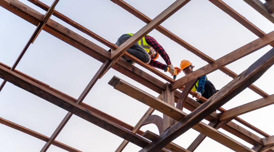 Professional gutter cleaning services in Crescent City, CA